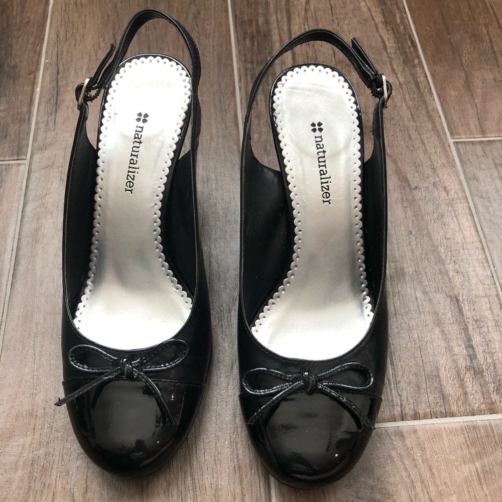 Naturalizer black heels-7.5